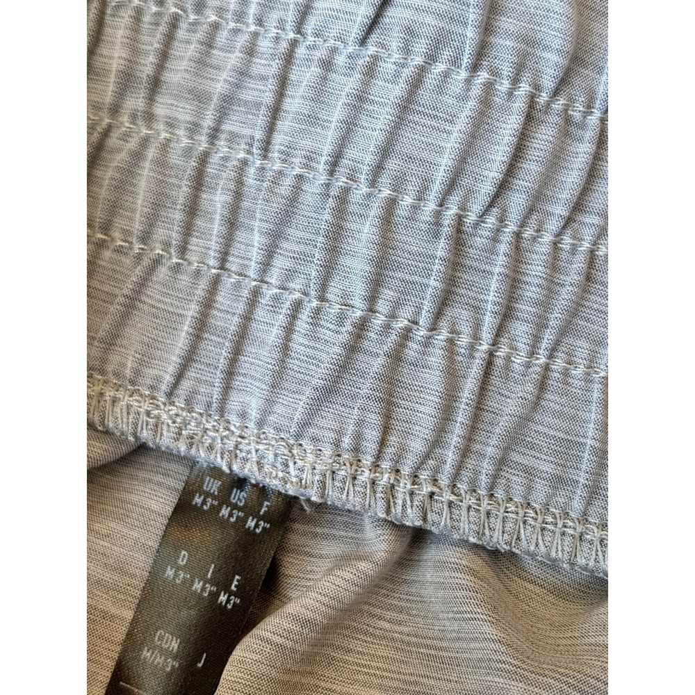 Adidas Pacer 3-Stripes Heathered Grey Shorts Women's Size Medium 3" - Picture 4 of 4